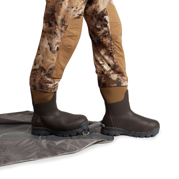 Img-SITKA-WF-2021-40083-WL-Wader-Storage-Bag-Optifade-Waterfowl-Marsh-Studio-2320